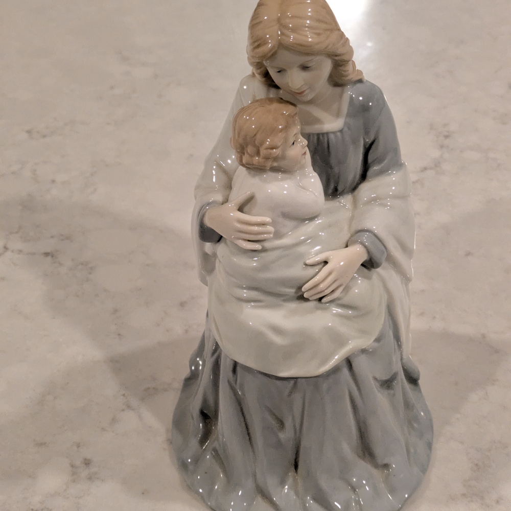 Homco Mother and Child Porcelain Figurine  Vintage in Gray and Cream Tone